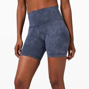 Lululemon Wunder Train Bike Shorts